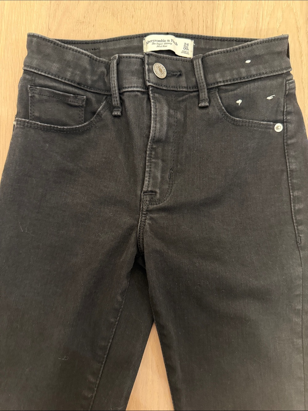 Abercrombie and Fitch Super Skinny Mod Rise Black Jeans - Women Size 00R